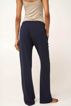 Mjúkar heimabuxur – Beinar Buxur Mjúkar heimabuxur – Beinar