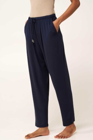 Mjúkar heimabuxur – Beinar Buxur Mjúkar heimabuxur – Beinar